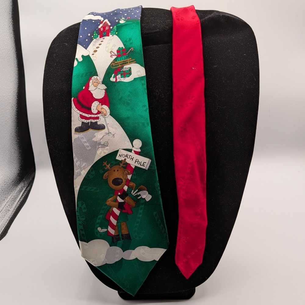 Hallmark Yule Tie Greetings Silk Christmas Golf Santa Reindeer Red Green Tie